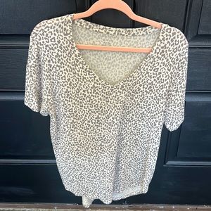 American eagle t shirt